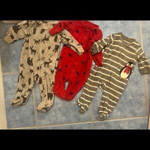 Baby winter fleece sleepies/one pieces lot of 3 3-6 months carters